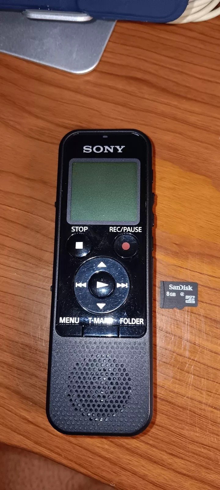 Sony ICD-PX440 8GB 4G Digital Voice Recorder MP3 Mic Expandable micro