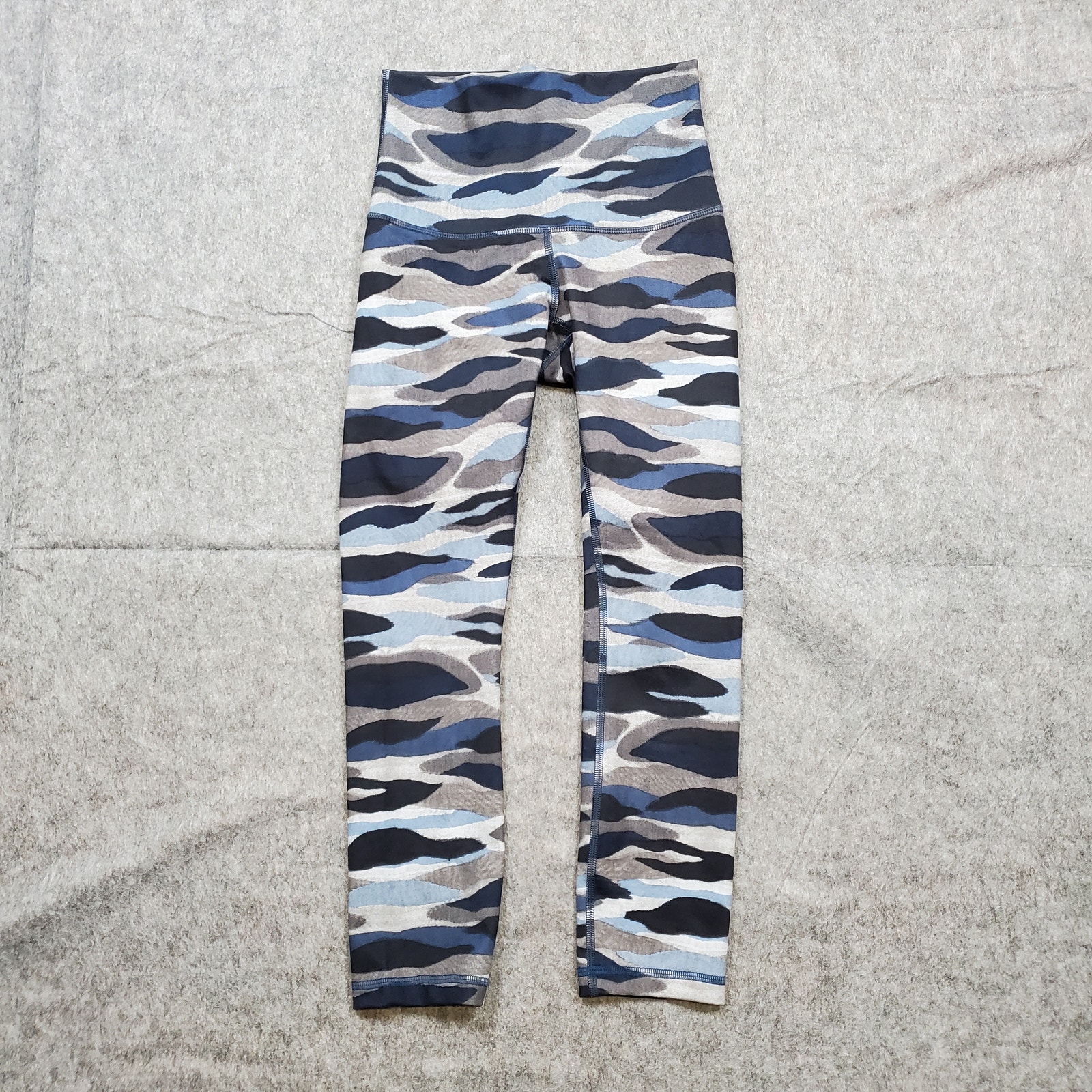 Lululemon Leggings Womens 4 Wunder Under Crop Mini Camo 23 Run Gym Workout Yoga