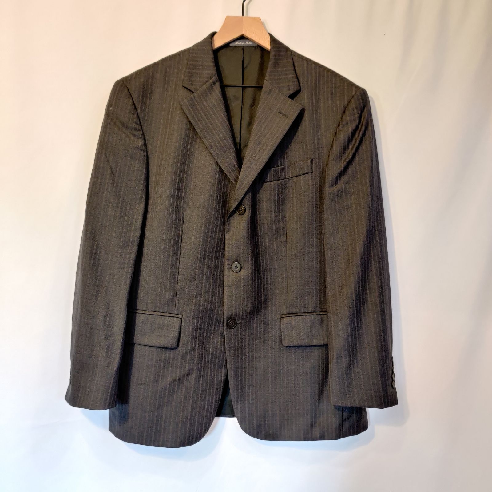 Oscar De La Renta Men Gray Blazer with 3 buttons