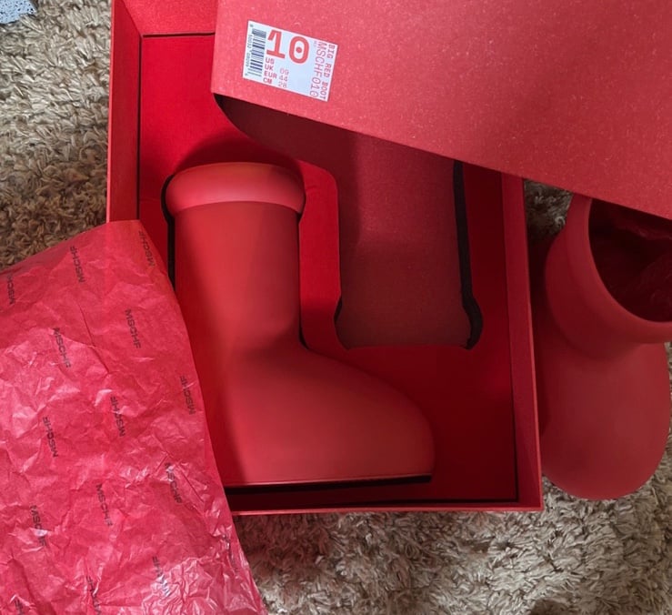 Red boots