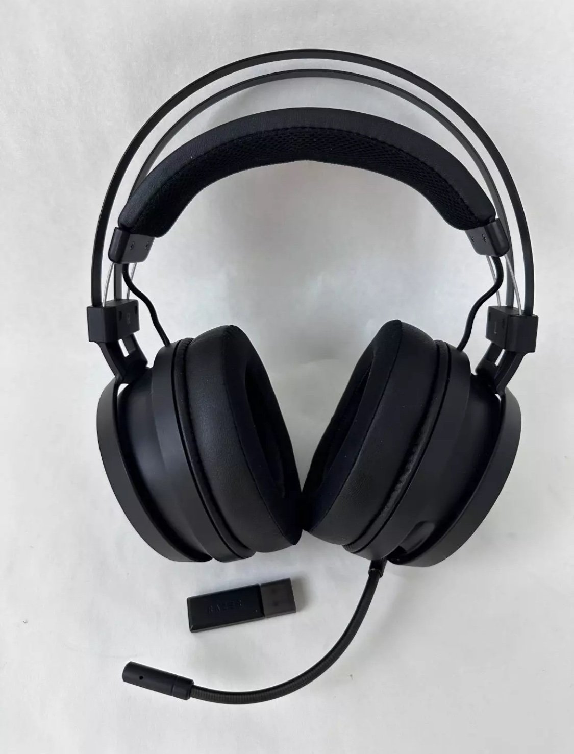 Razer Nari Essential RC30-026901 Wireless Gaming Headset - Black