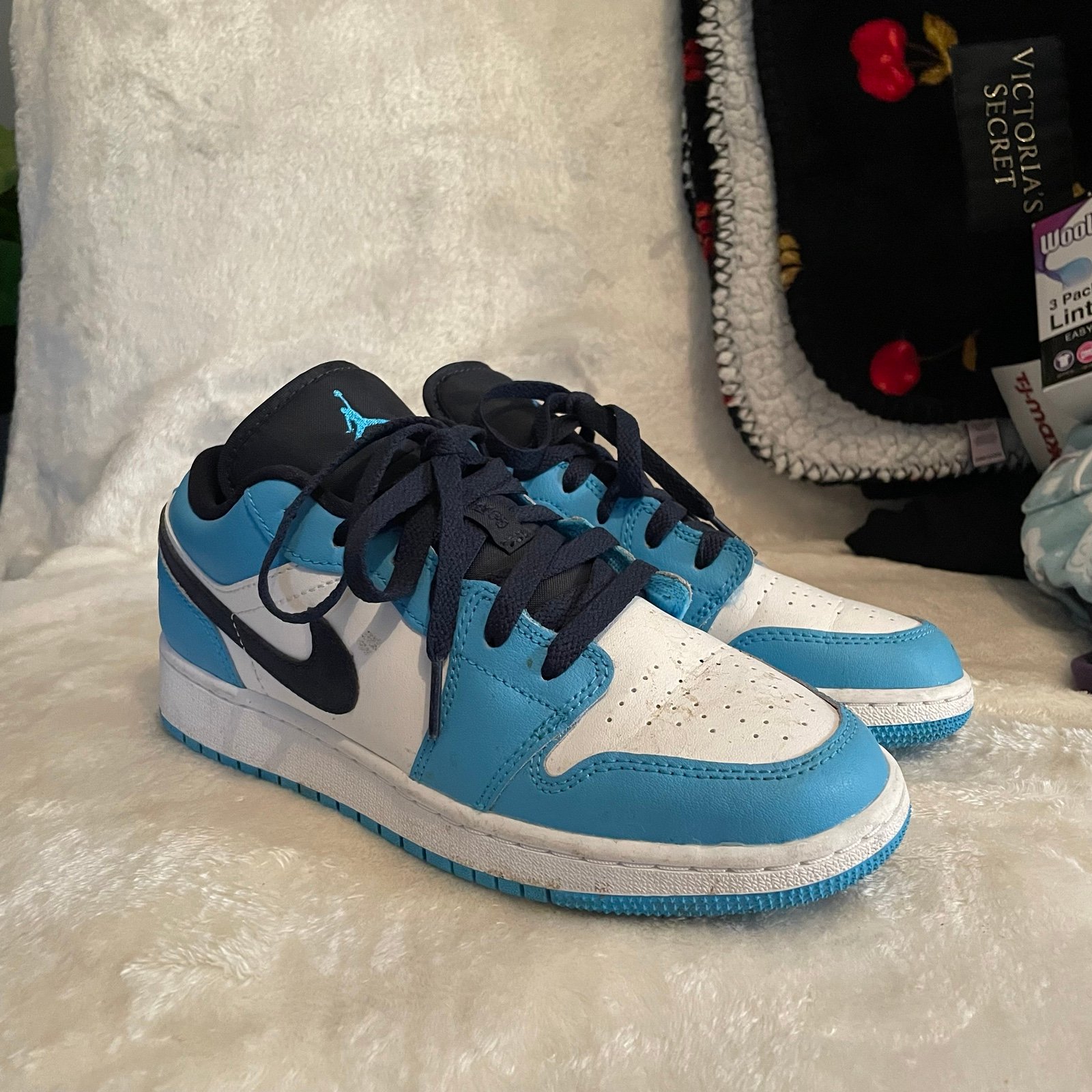 jordan 1 low unc