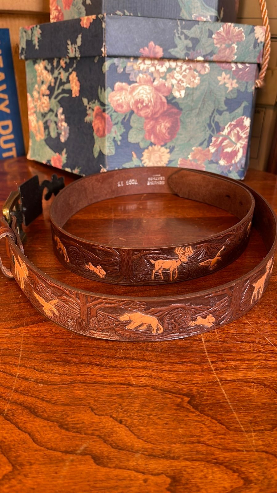 Tooled Leather Forest Animals Belt, Size XL 42-44, NWT