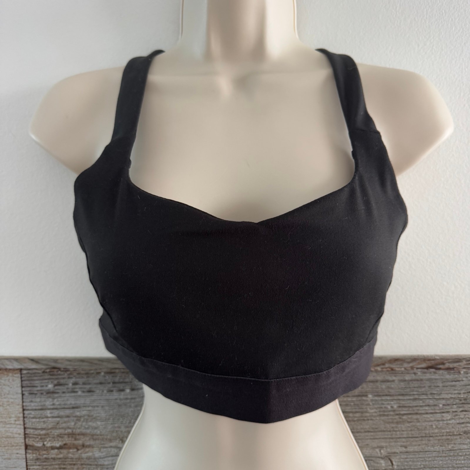 Patagonia black women’s switchback sports bra size large