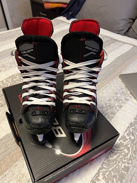 Bauer Vapor Ice Hockey Skates Youth Sz 12