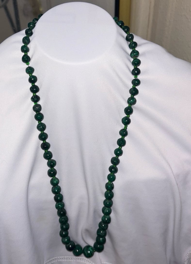 24” graduated malachite beaded necklace