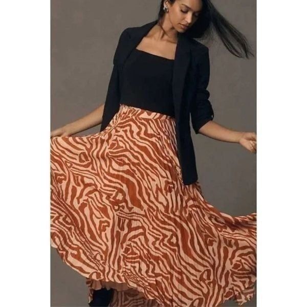 Maeve Anthropologie The Isobel silky Pleated skirt size 8 NWT