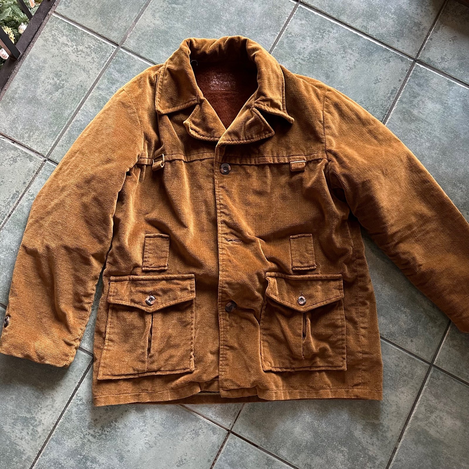 VTG 90s Men’s Teddy Lined Brown Corduroy Jacket Good condition Missing the mid