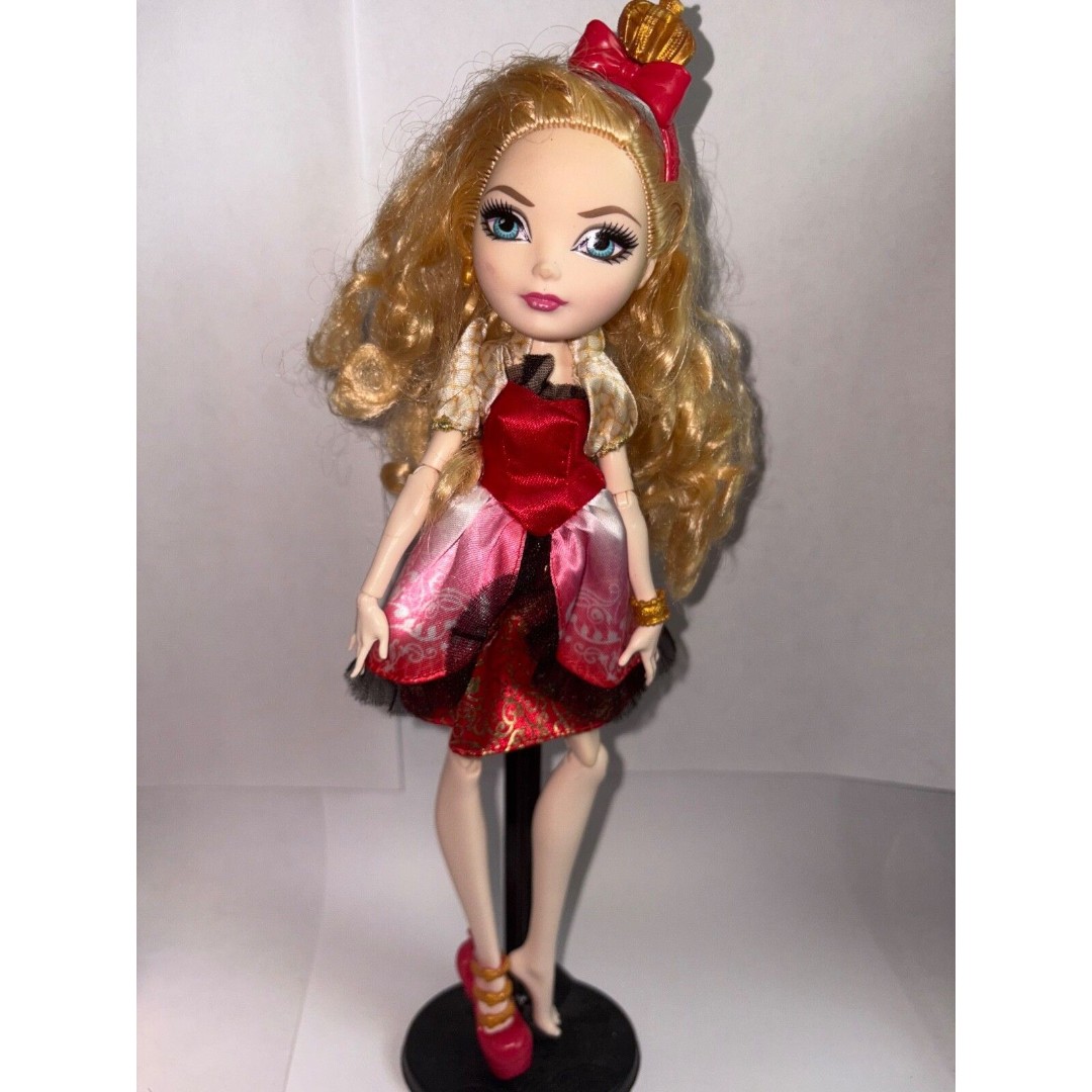 Ever After High Apple White First Wave Original Release Royals Doll AS IS