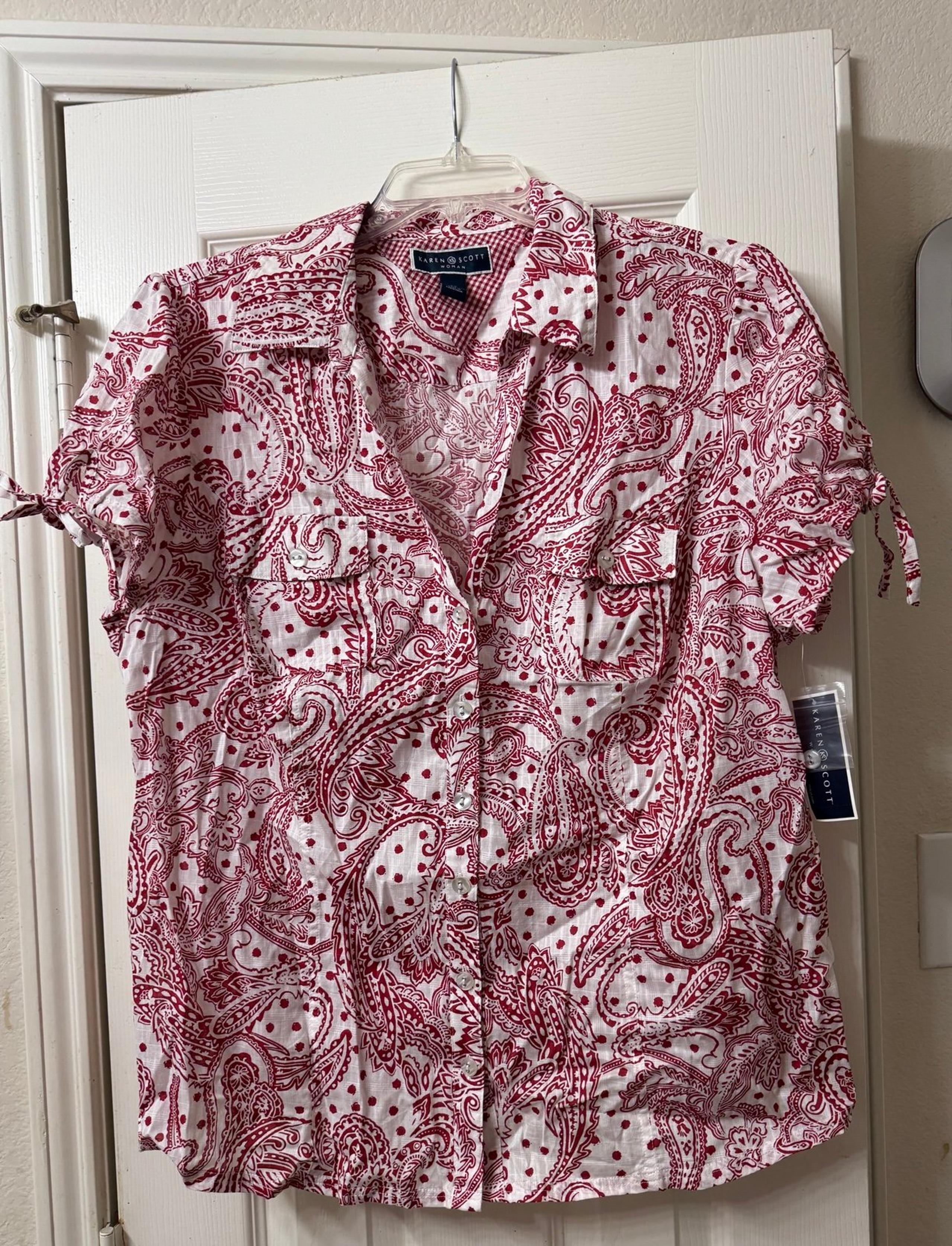 Karen Scott women’s Blouse plus size 2X. NWT red and white pattern