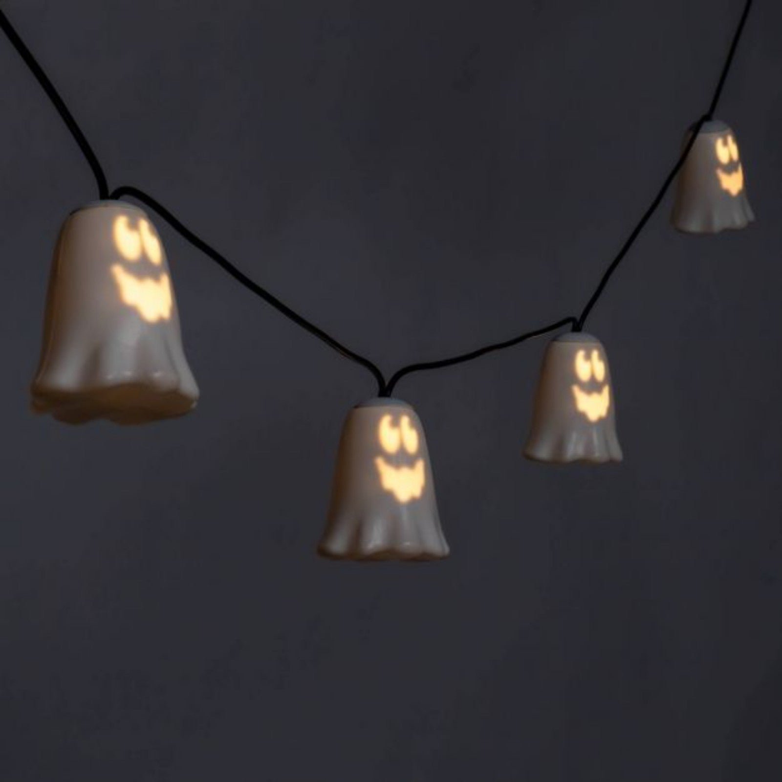 Hyde & EEK Musical Ghosts LED Halloween Motion Acitvated lights