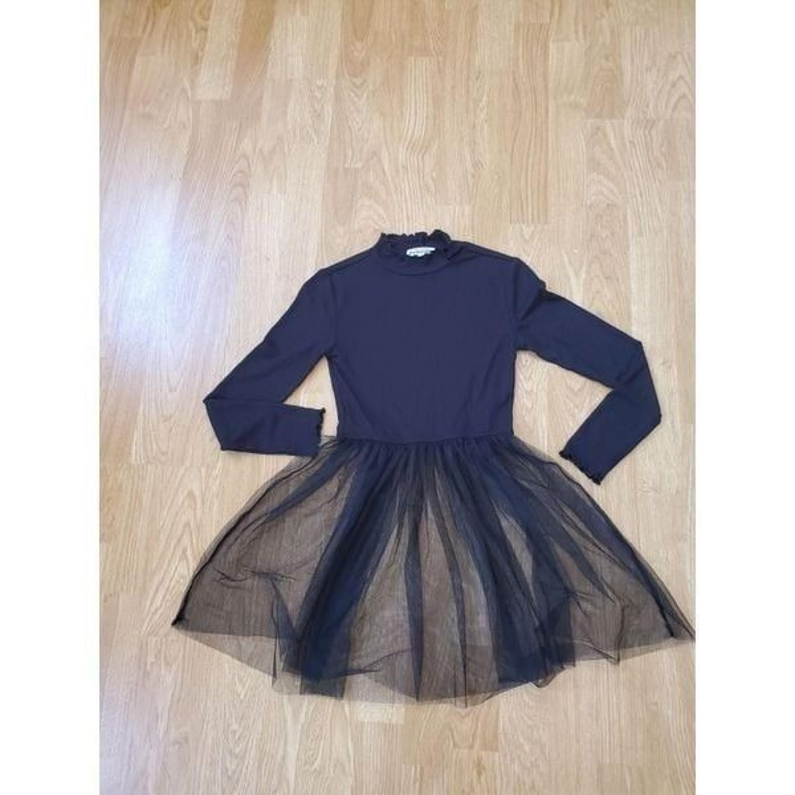 Ten Sixty Sherman Tulle Overlay Long Sleeve Top size Small in Black.
