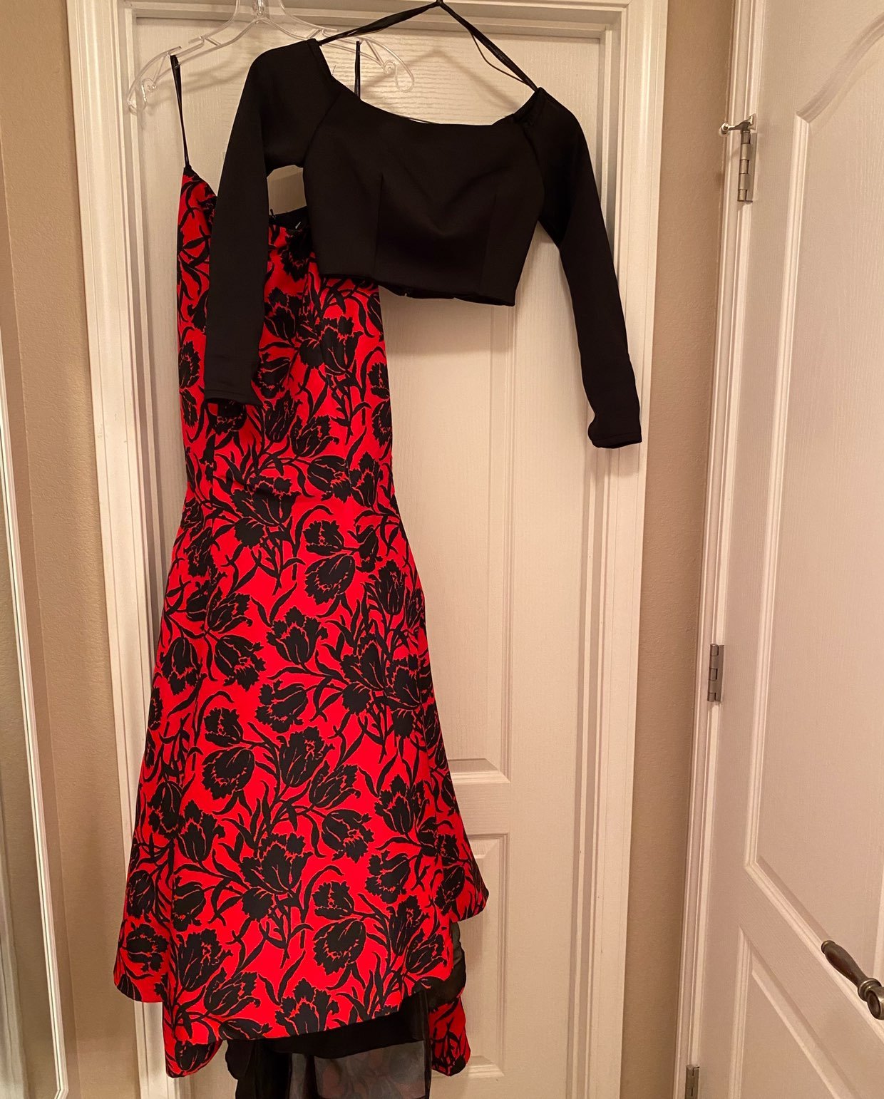 sherri hill prom dress