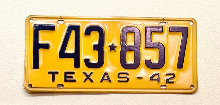 Vintage 1942 Texas License Plate