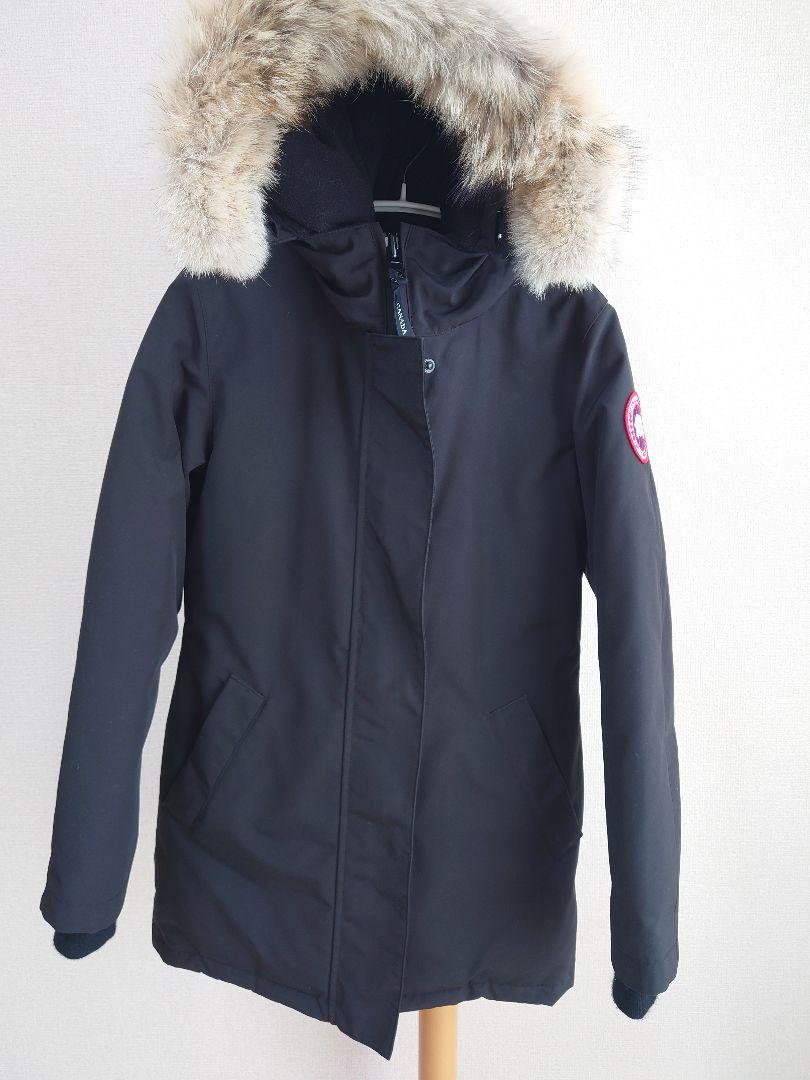 Canada Goose (3037LA) Black Down Jacket