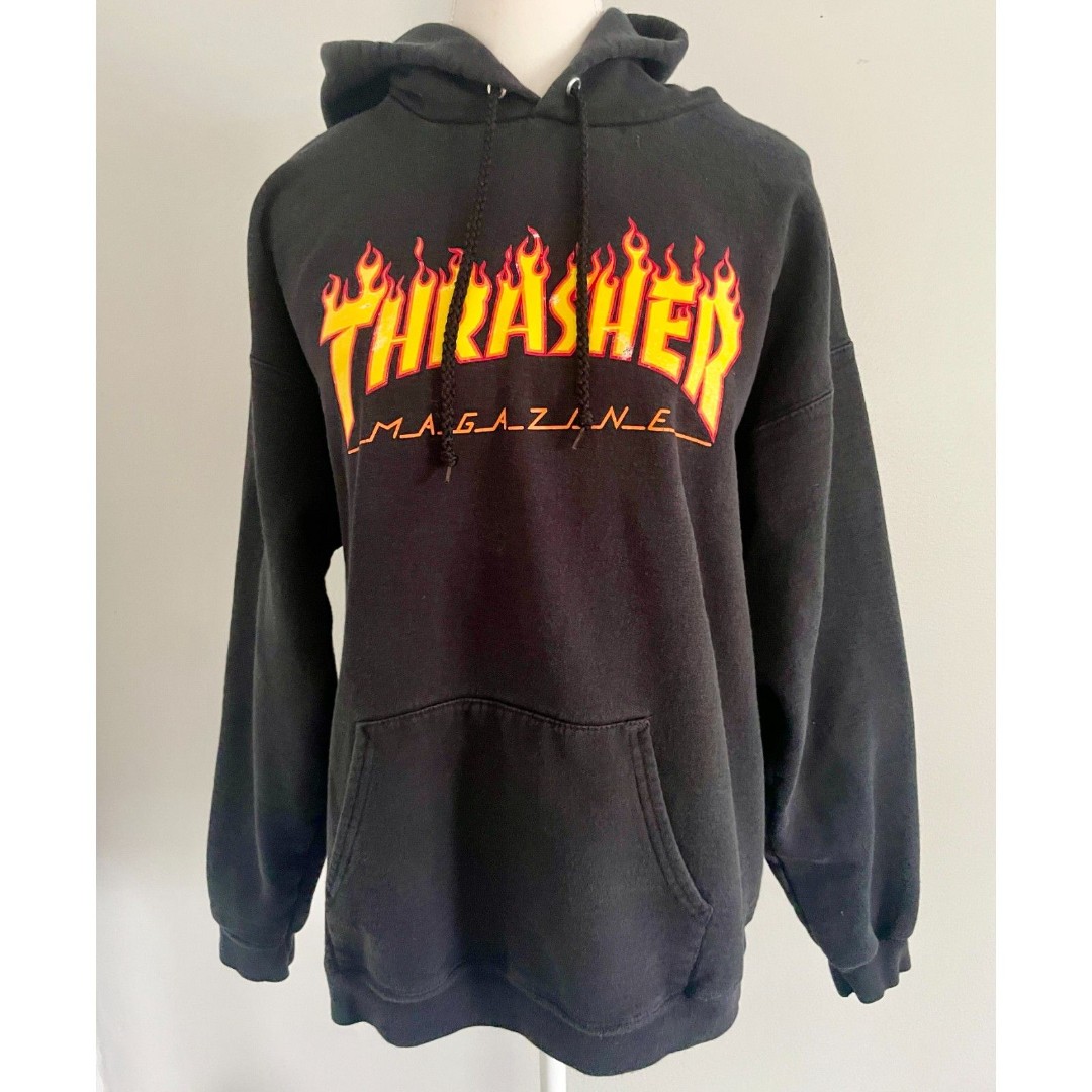 Vtg Thrasher Magazine Hoodie in Black with Flames Pullover Style - Size Medium