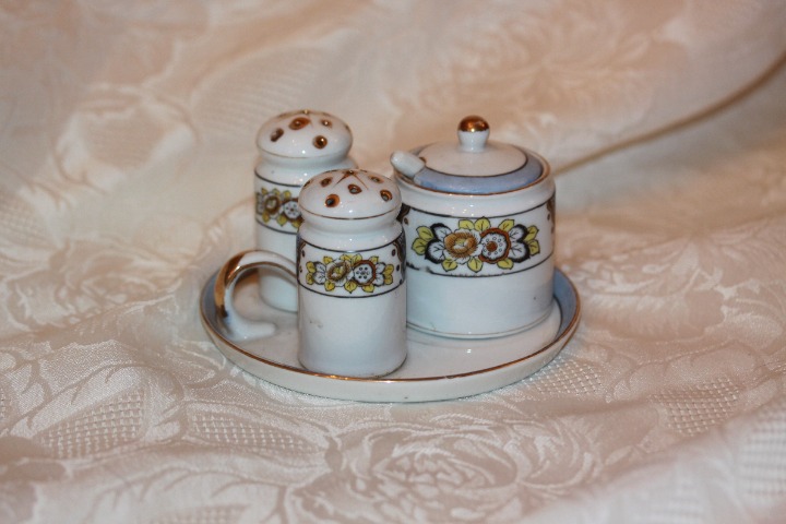 Vintage Noritake Condiment Set Mustard, Salt & Pepper, Tray & Spoon China Floral
