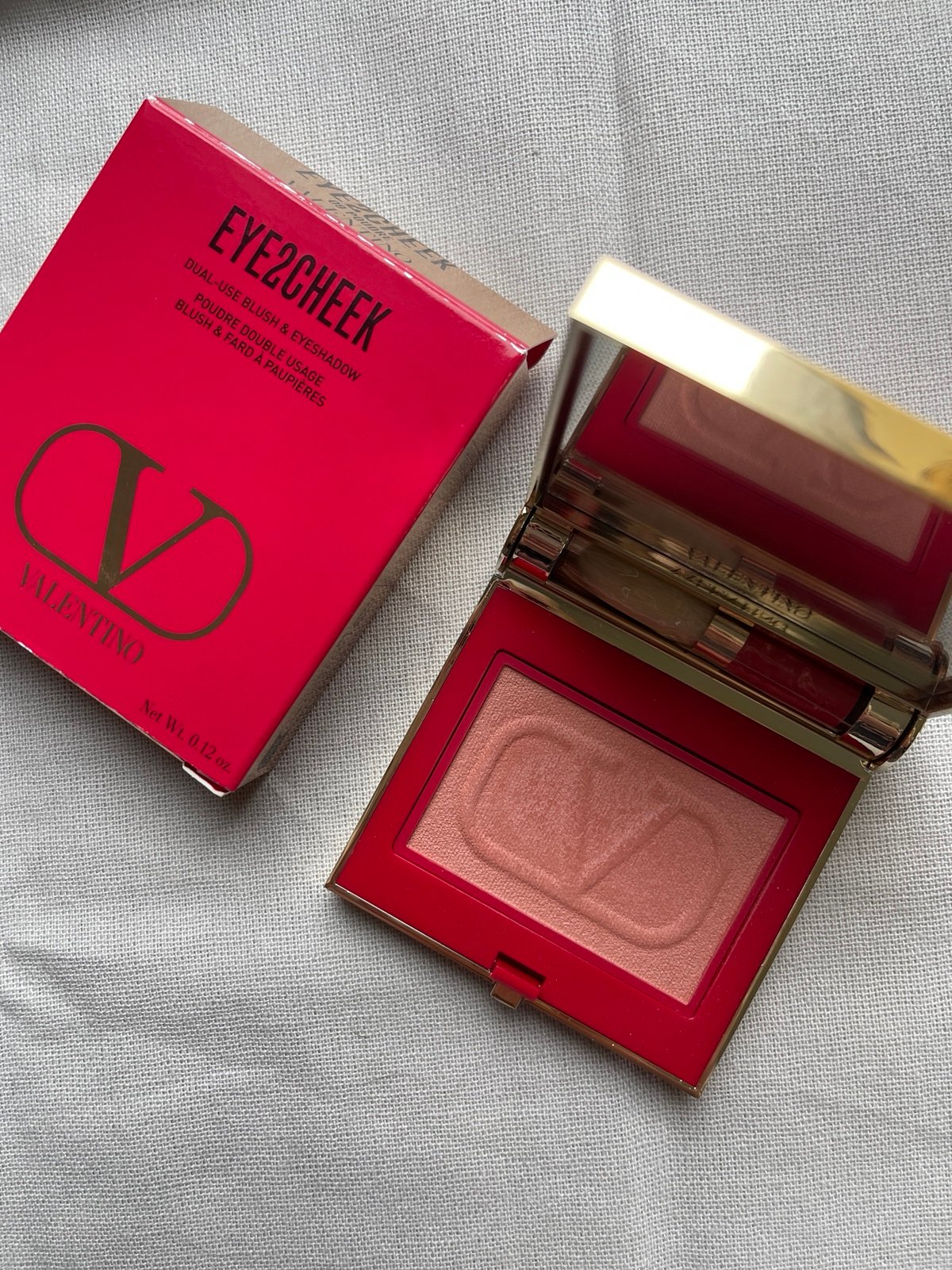 Valentino Dual-use Blush & Eyeshadow