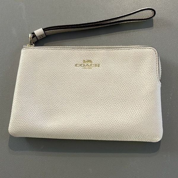 COACH Off White Wristlet
