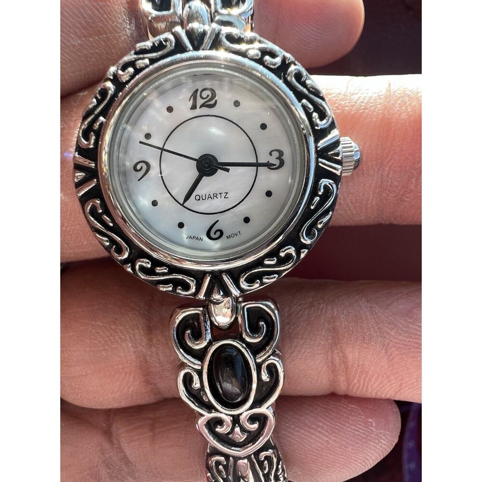 -Watch Japan MOVT Silver Quarts Women Wrist Watch Mother Of Pearl Face