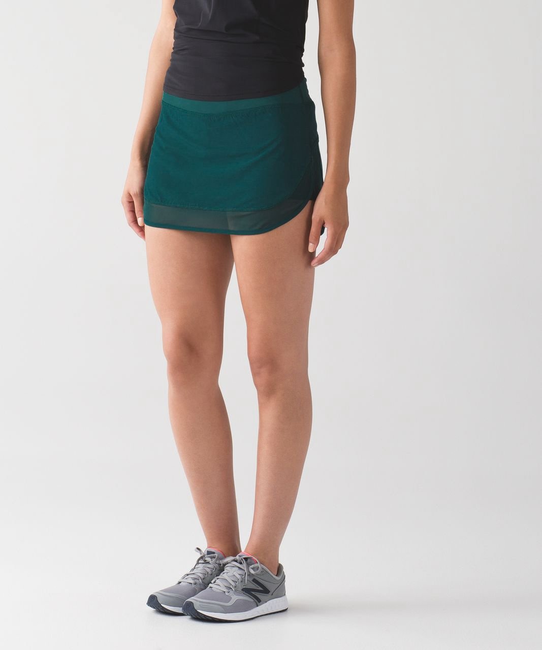 Lululemon Hotty Hot Skirt II Deep Green 8