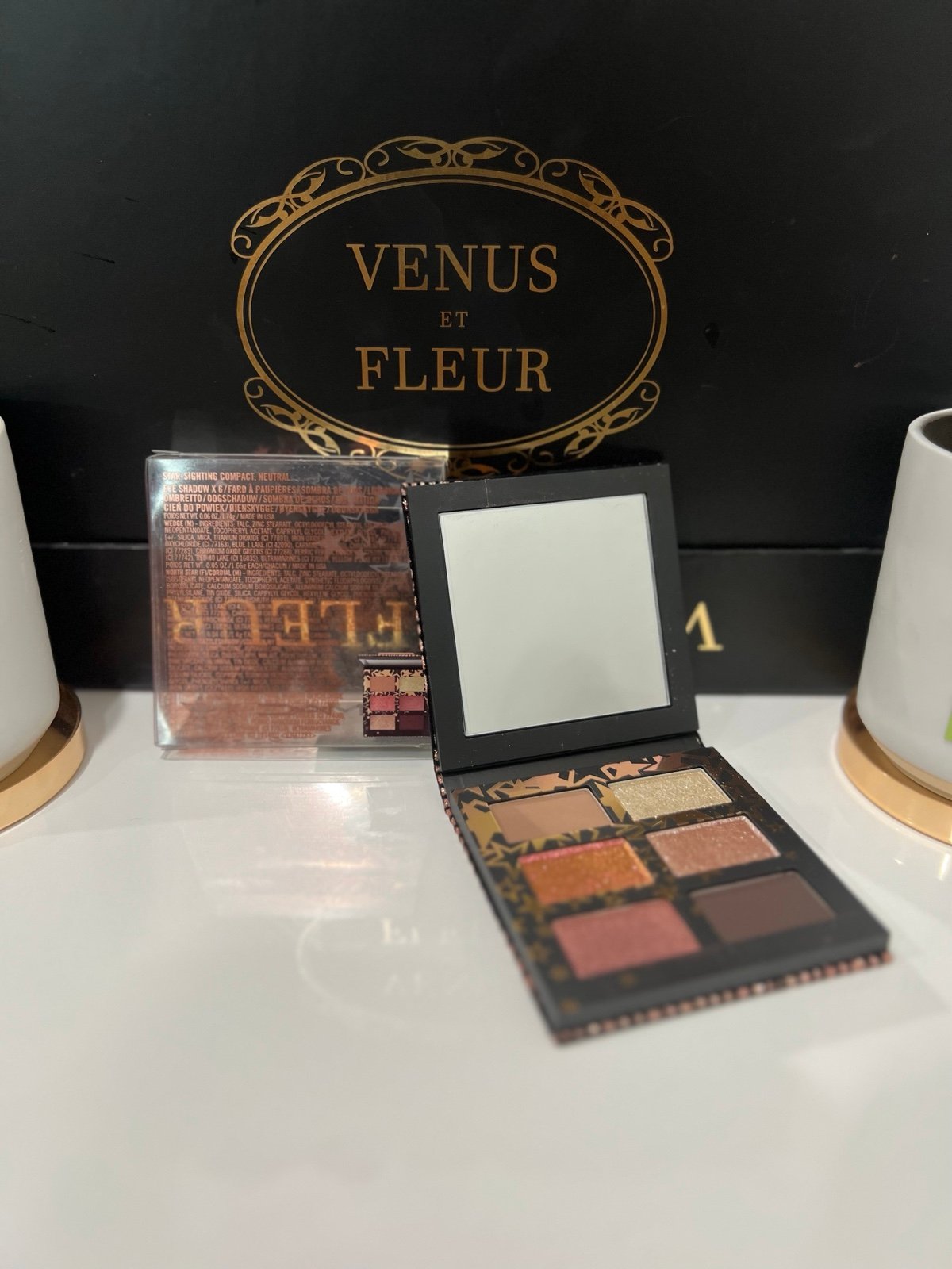 Star-Sighting-MAC Cosmetics Eyeshadow compact x6