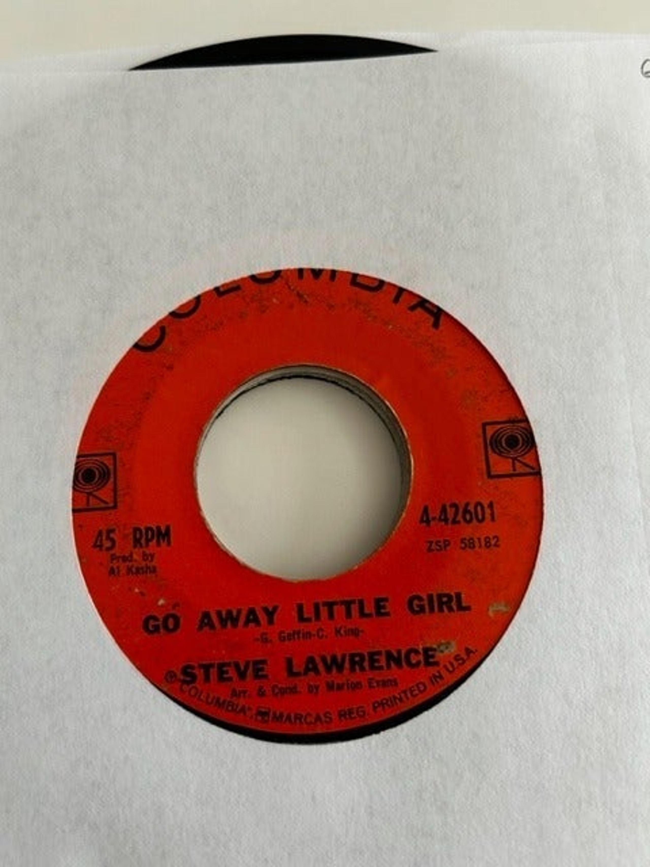 STEVE LAWRENCE, LOT OF 2 VINYL 45 RPM RECORDS