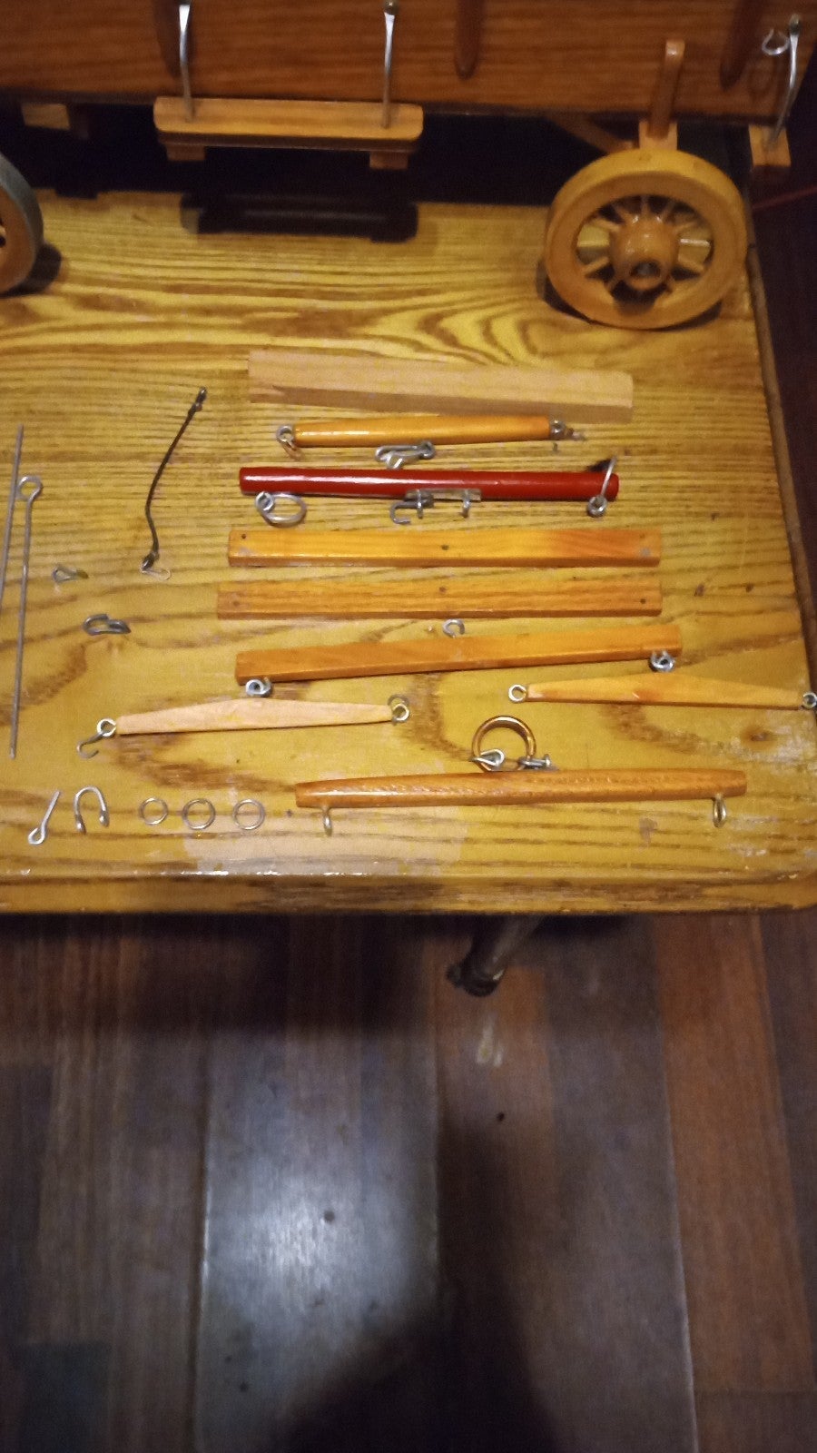 Vintage bryer horse and wagons very little damage with a couple milk cans missin