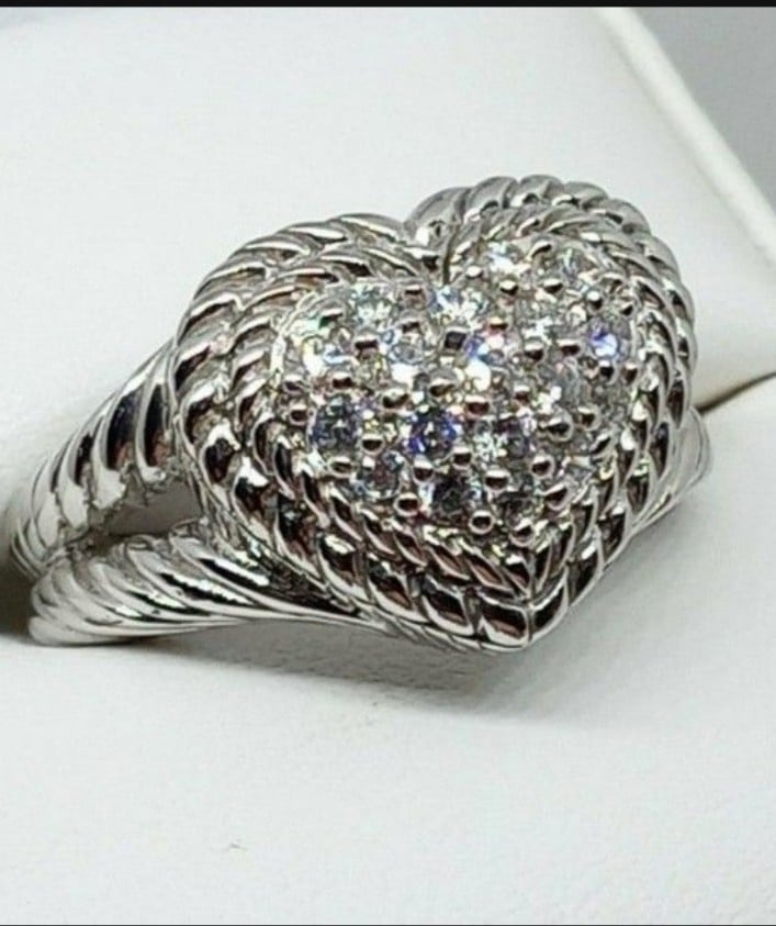 Judith Ripka Heart Shaped Pave Diamonique Ring Sterling Silver Sz 7