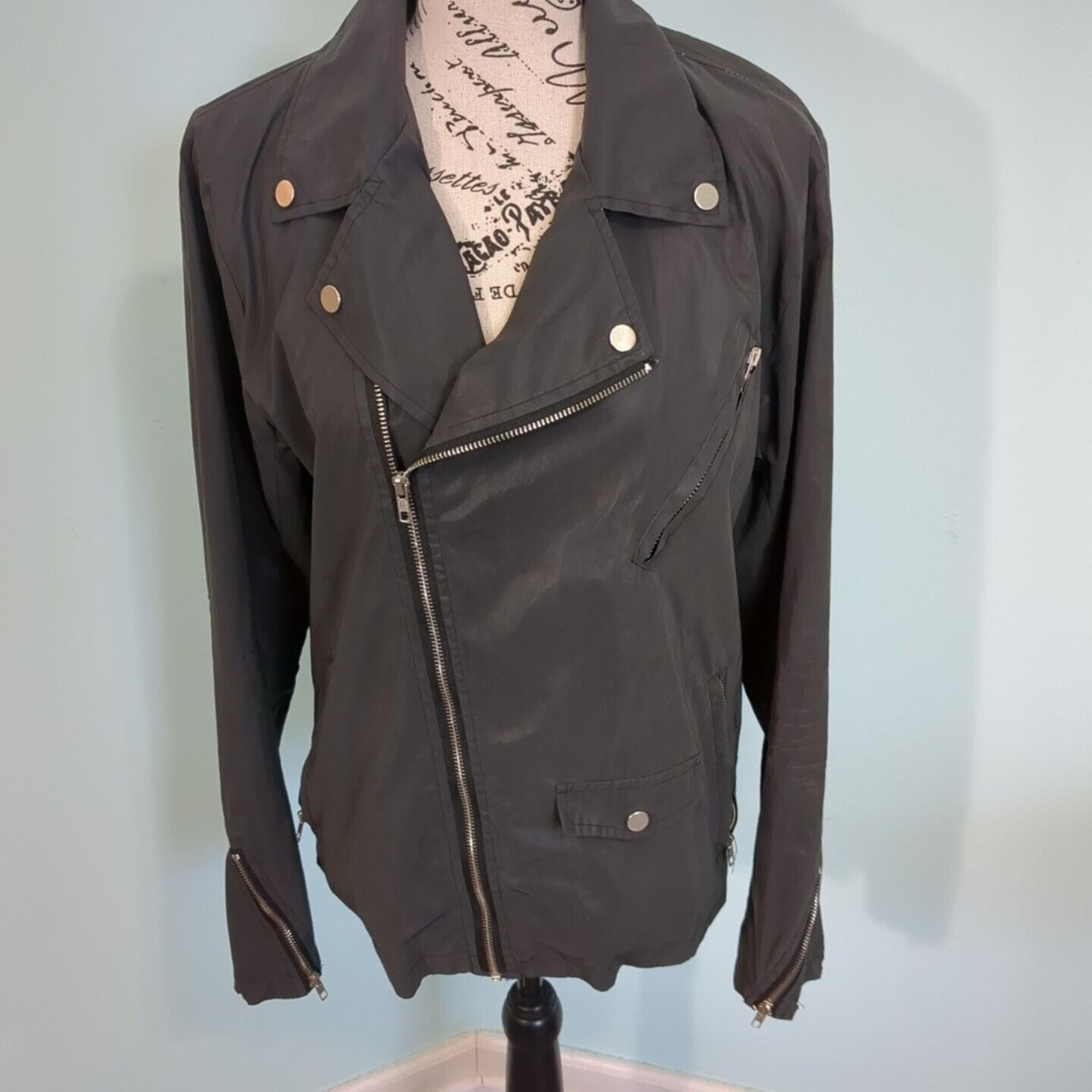 Boohoo man Black Moto Biker Jacket Lined small