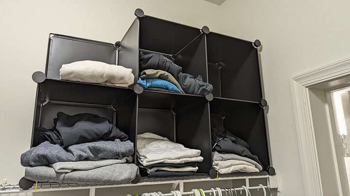 Storage Shelves for Clothing 16 Cubby Black