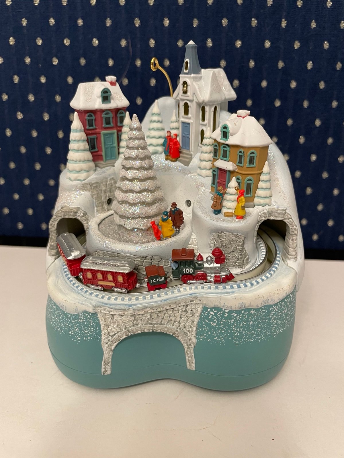 Hallmark Keepsake Magic Ornament