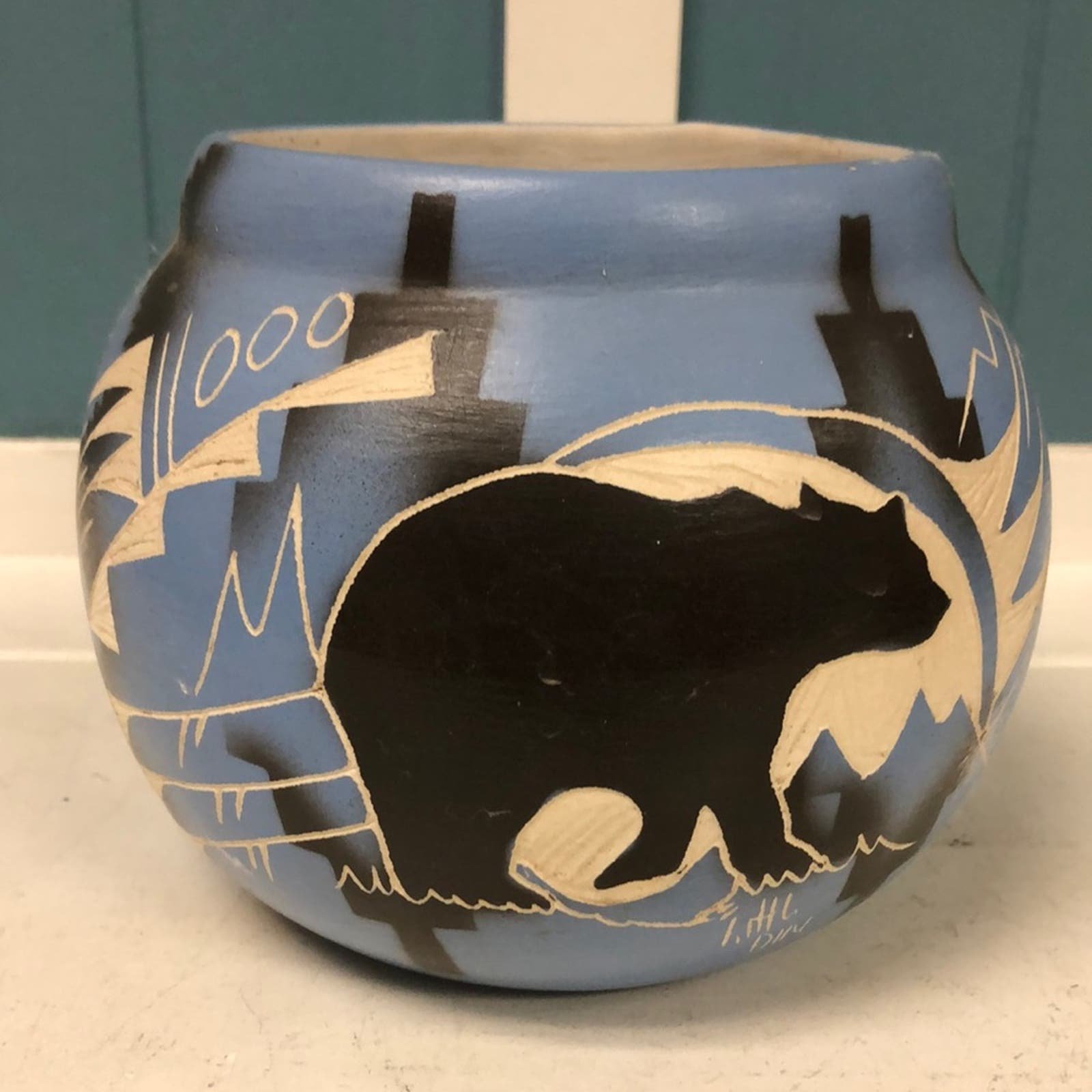 Native American Made Pottery High Country Tracks Bear Anasazi blue 6” Bowl