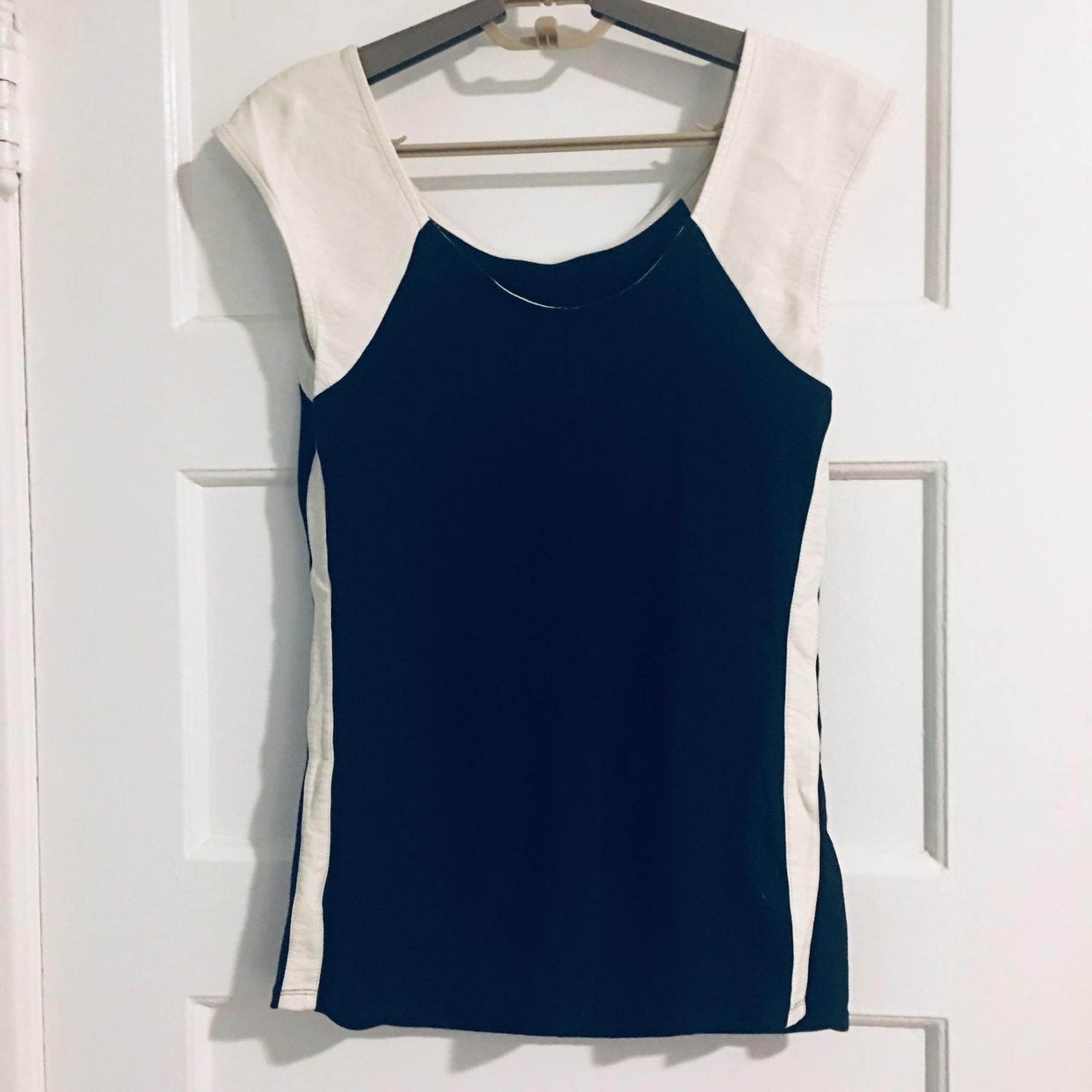 Express Sz M Tank Top Faux Leather White
