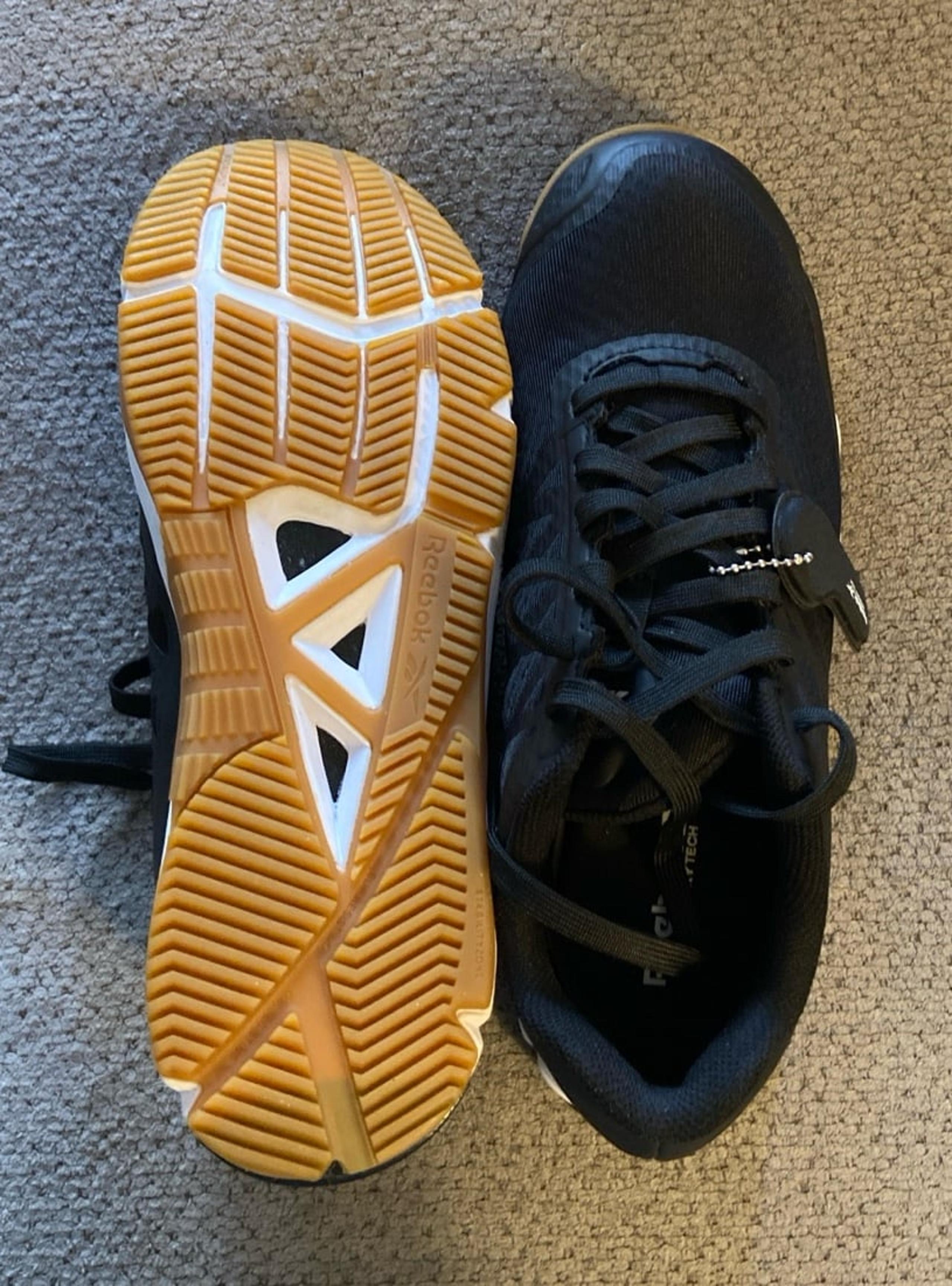 Women’s Reebok Safety Shoe(warehouse workers)  9.5 wide