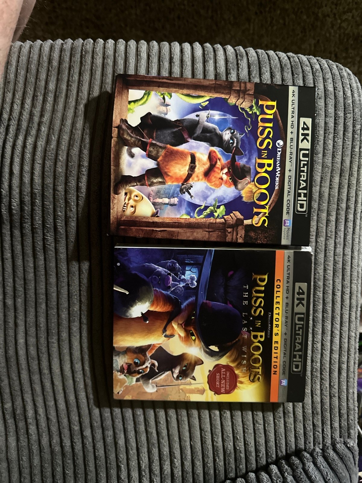 4k blu ray Both Puss In Boots both have there slip covers