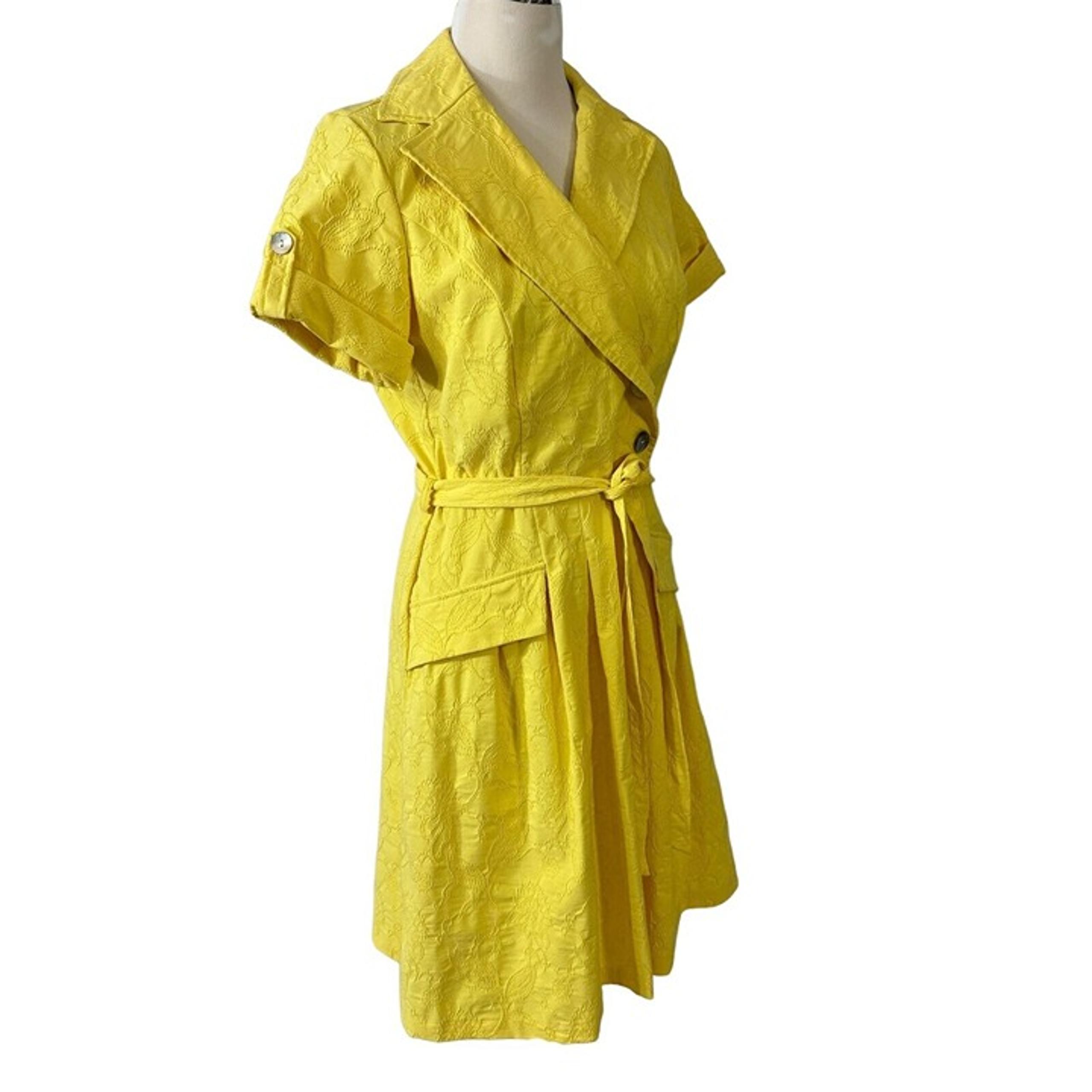 Liz Claiborne Dress Yellow Button Front Size 10 Fit and Flare Vintage 1980s