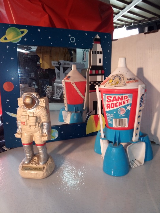 Space Travelers Gear
