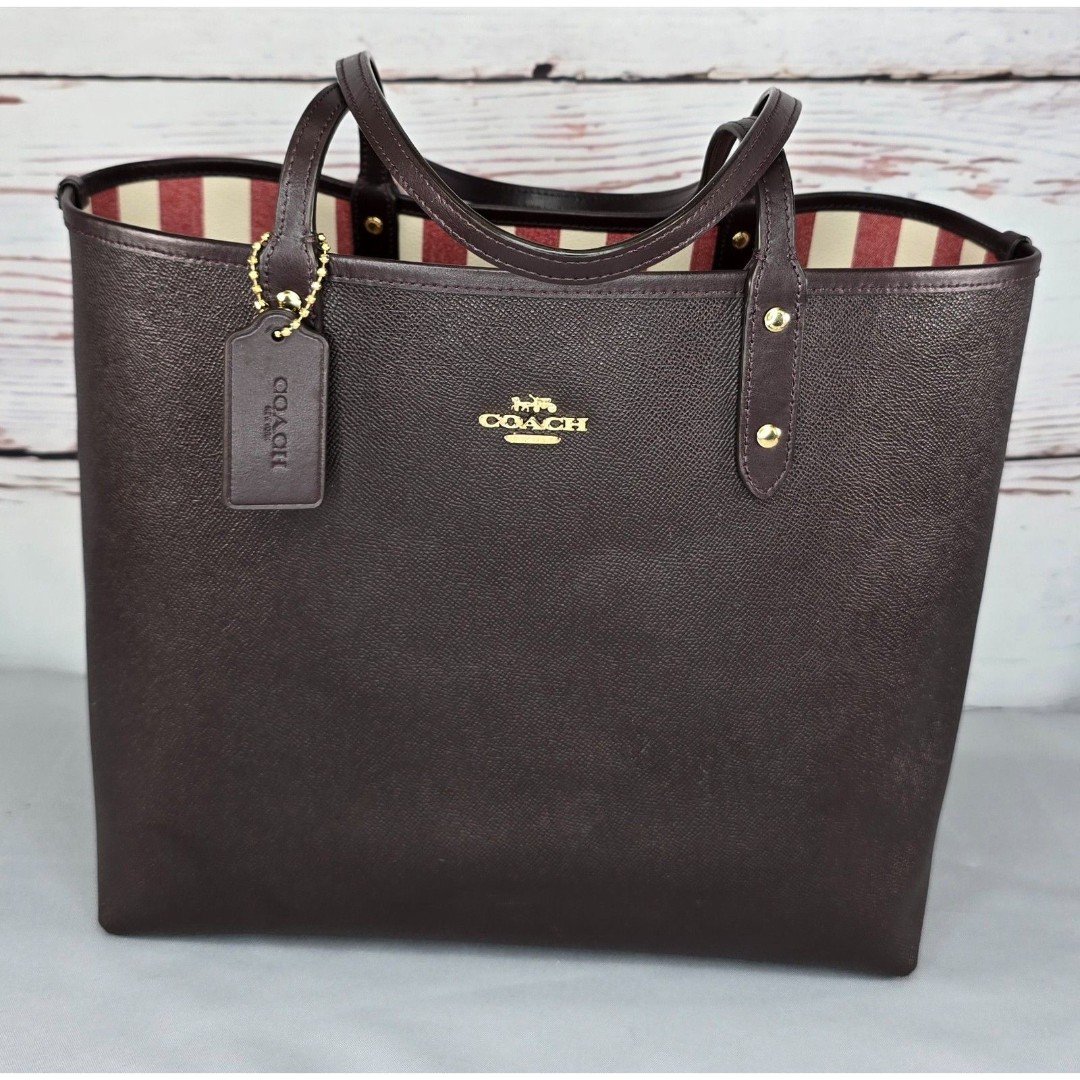 COACH Reversible Americana Brown Canvas Leather w Tote Red Stars & Stripes Print
