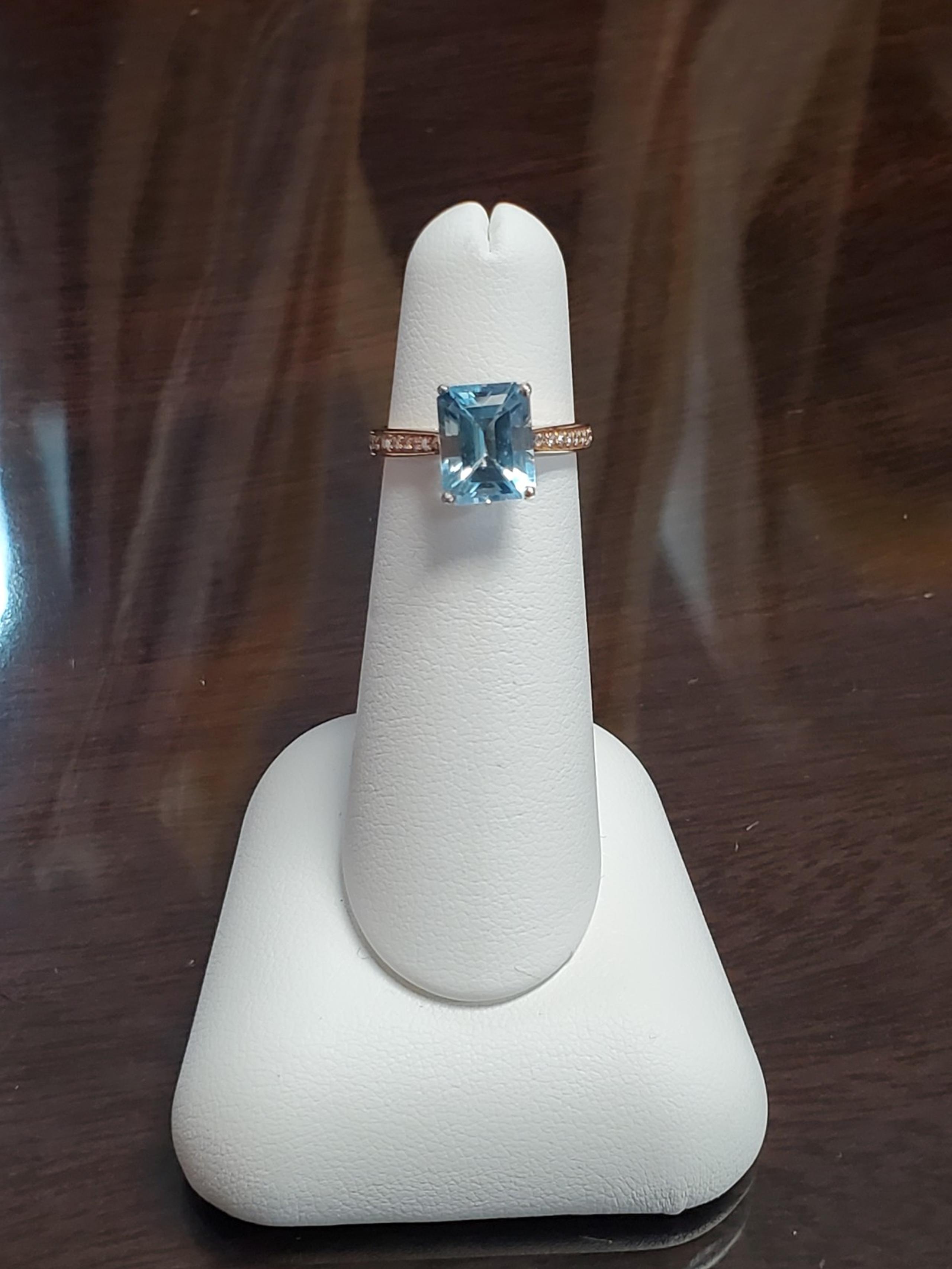 14K ROSE GOLD BLUE TOPAZ & DIAMOND RING