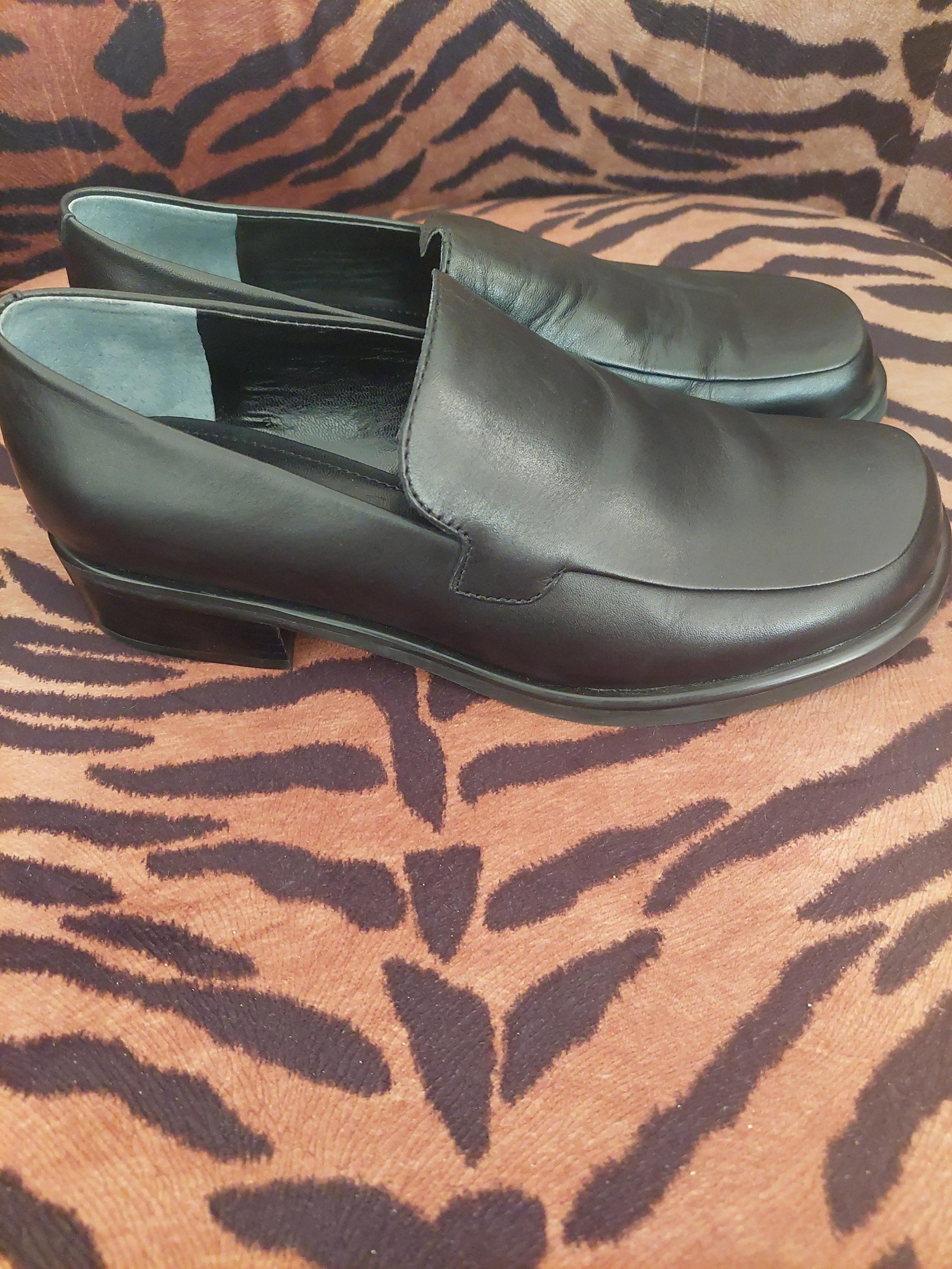 Franco Sarto Women's Black Loafers Flex - 7.5W