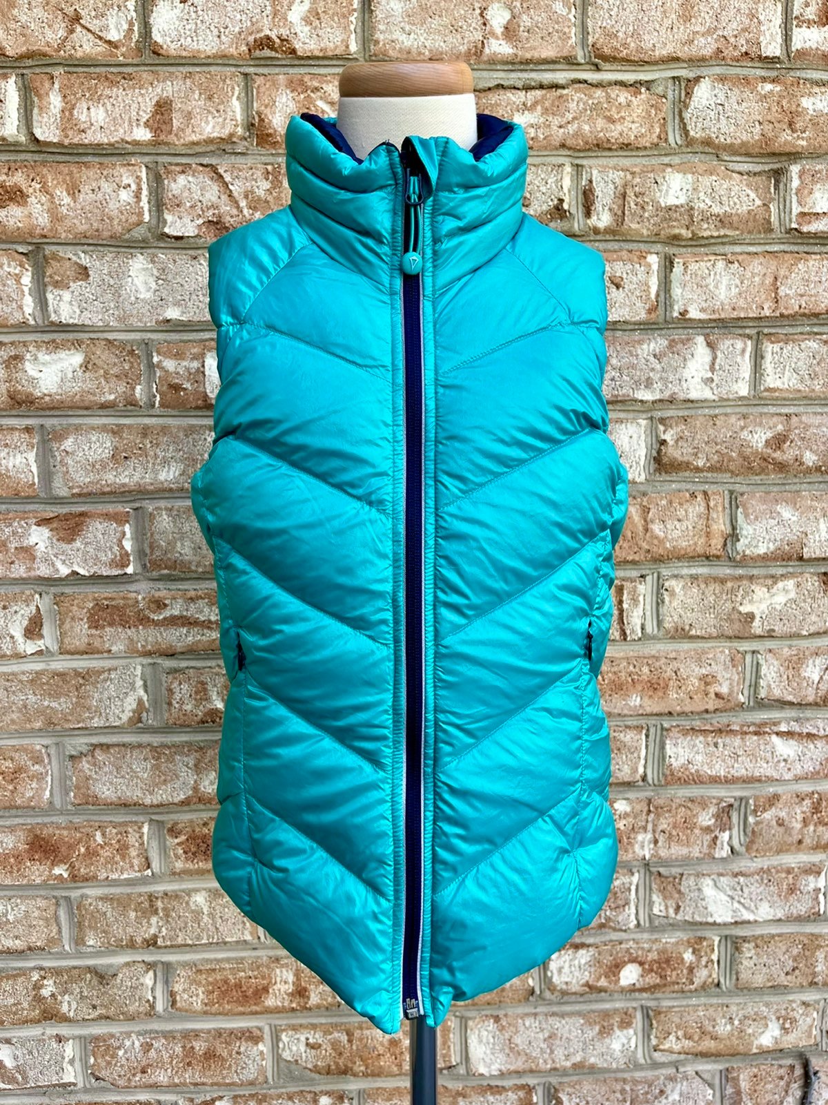 Ivivva Lululemon Reversible Puffer Vest sz 8