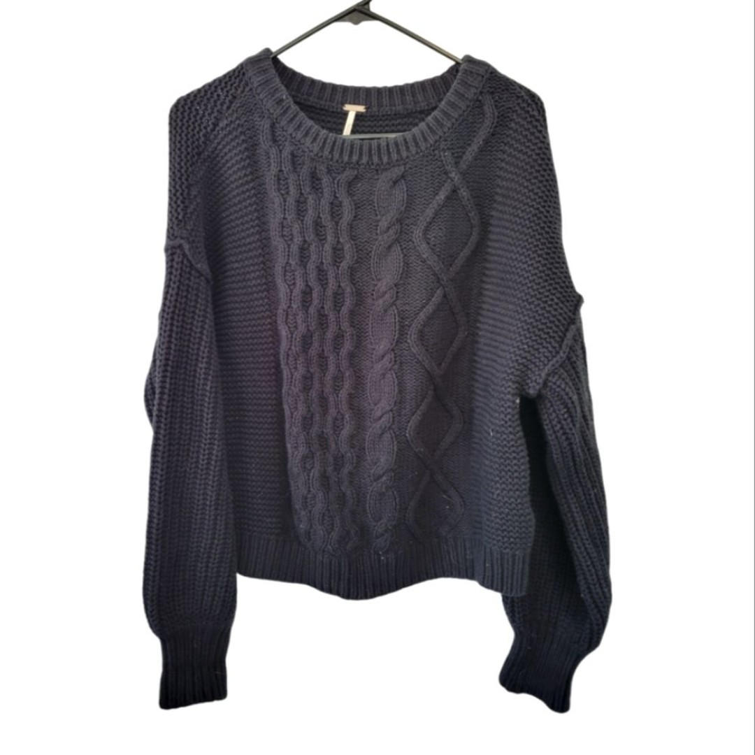 Free People Dream Cable Knit Crew Neck Sweater in Black Size Small Oversized