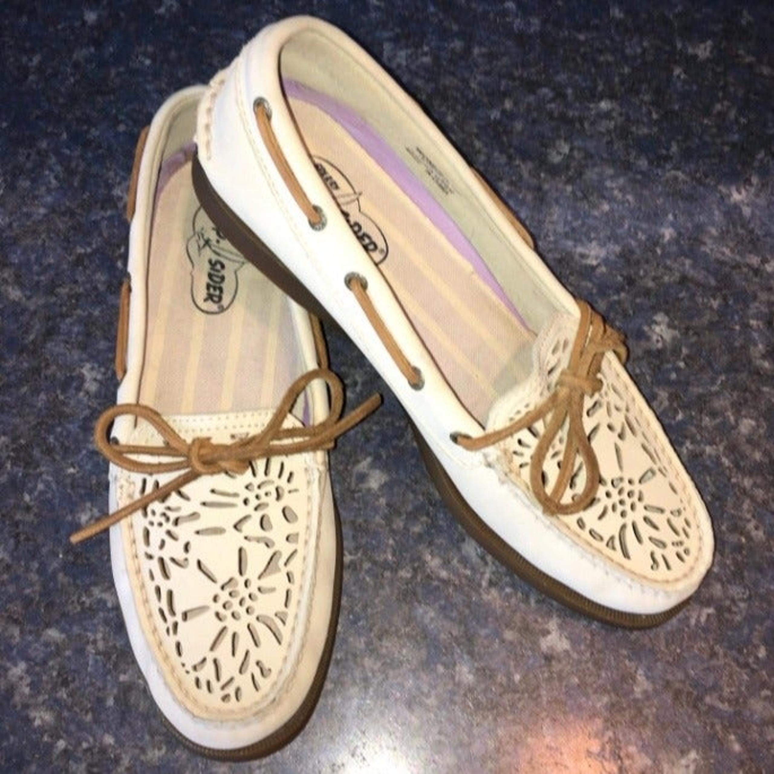 Sperry Ivory Leather Loafer Boat Shoe