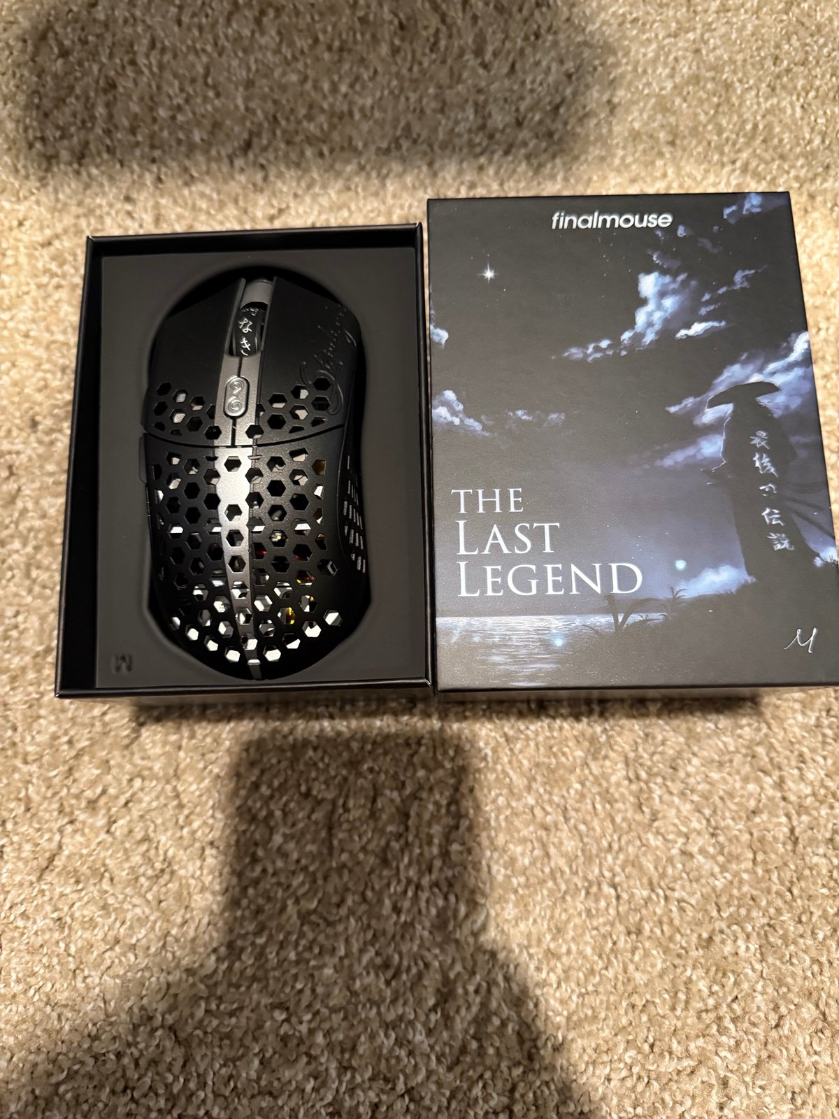 Amazon | FinalMouse Starlight Pro 最後のレジェンドマウス M