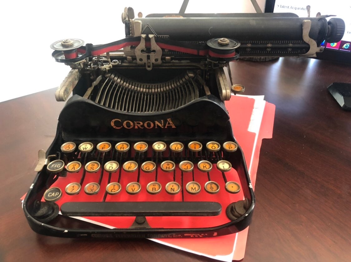 Corona 3 Typewriter, Folding