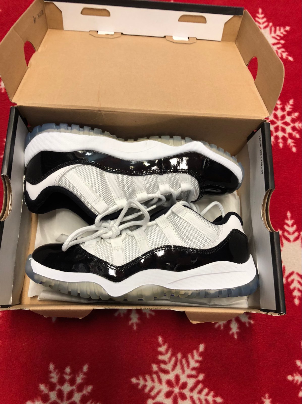 Air Jordan 11 Retro Concord Size 1Y
