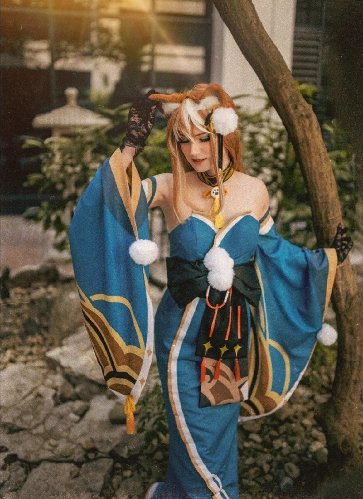 Genshin Impact Ms. Hina Cosplay (Size S)