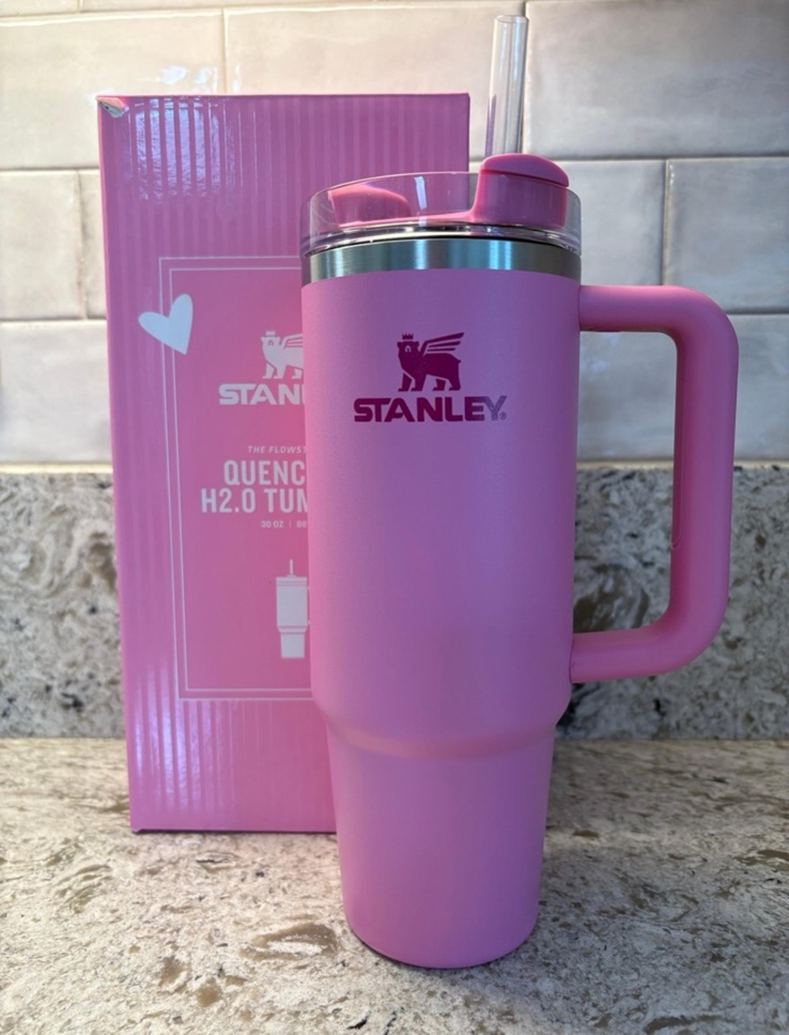 Stanley Quencher H2.0 Tumbler with Handle and Straw 40 Oz Flow state 3-Position
