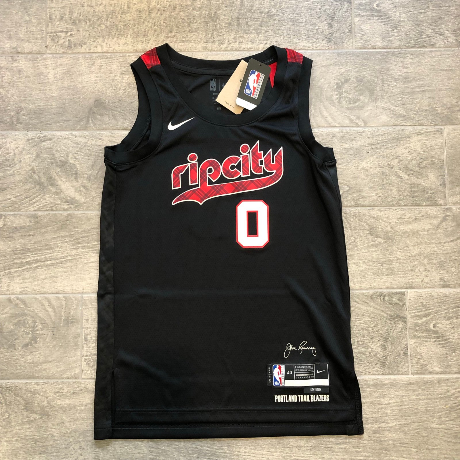 Nike Damian Lillard #0 Portland Trail Blazers NBA Rip City Edition Jersey Size M